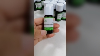 高級フレグランス作りのためのブルーシダー香油