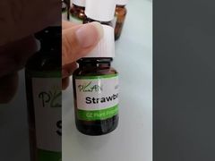 キャンドルとディフューザー用のプレミアム サフラン ウード フレグランス オイル